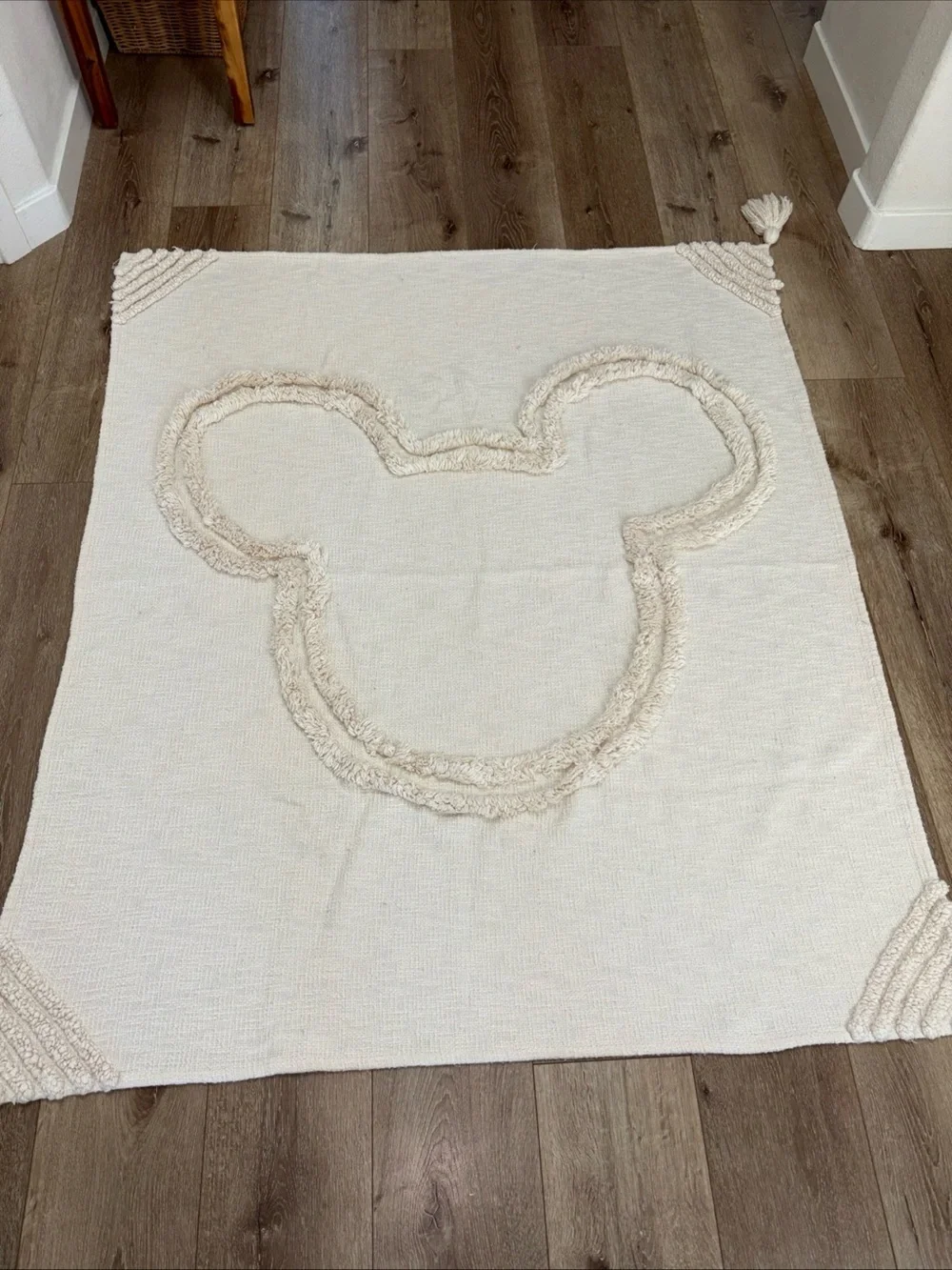 Disney Cream Chunky Knit Mickey Mouse-Throw
